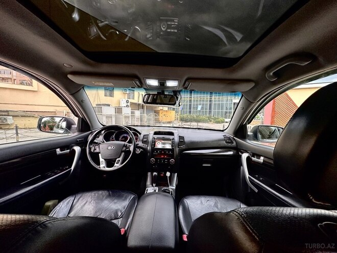 Kia Sorento-14