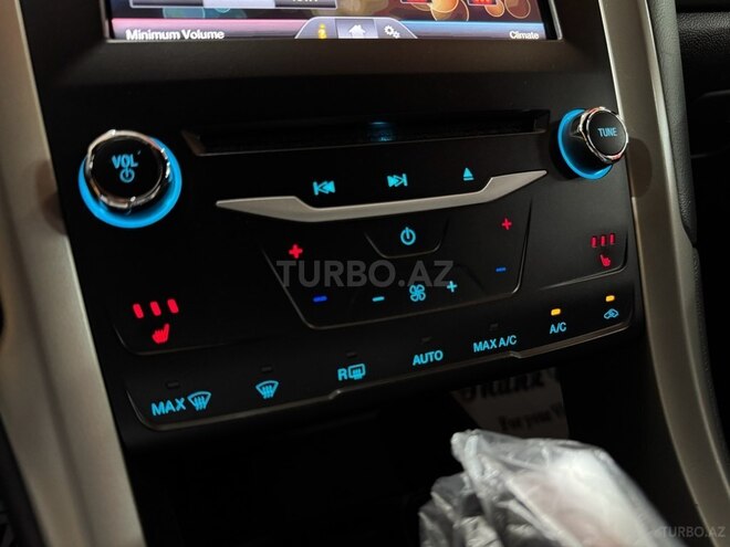 Ford Fusion (North America) 2014, 119,000 km - 1.5 л - Sumqayıt