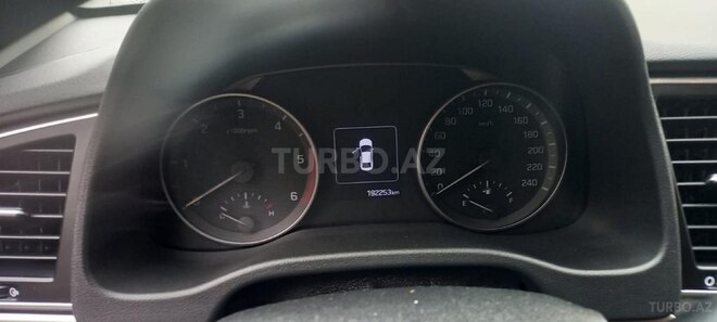 Hyundai Avante 2016, 205,147 km - 1.6 л - Bakı