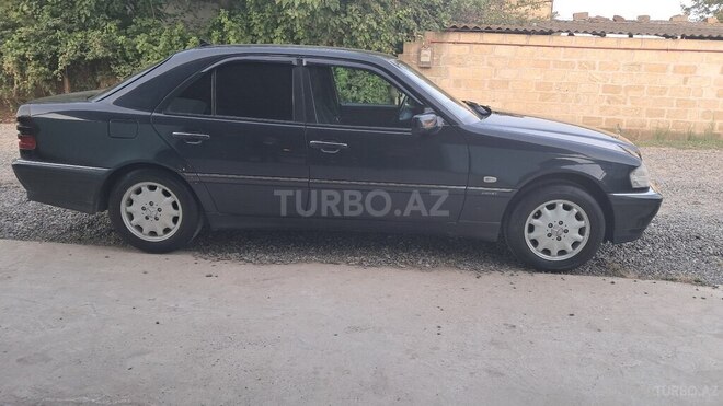 Mercedes C 220 d 1999, 316,243 km - 2.2 l - Biləsuvar