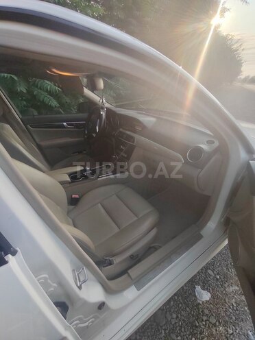 Mercedes C 250 2011, 300,000 km - 1.8 l - Tovuz