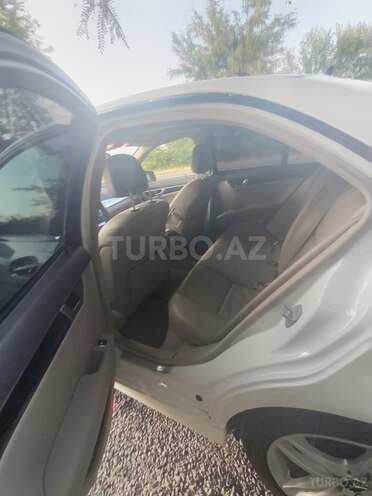 Mercedes C 250 2011, 300,000 km - 1.8 l - Tovuz