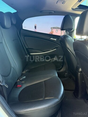 Hyundai Accent 2014, 135,000 km - 1.6 l - Bakı