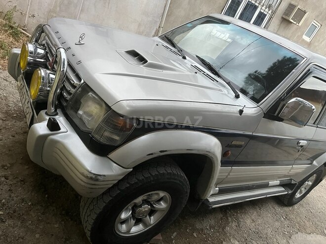 Mitsubishi Pajero 1995, 400,000 km - 2.8 l - Bakı