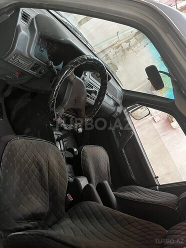 Mitsubishi Pajero 1995, 400,000 km - 2.8 l - Bakı