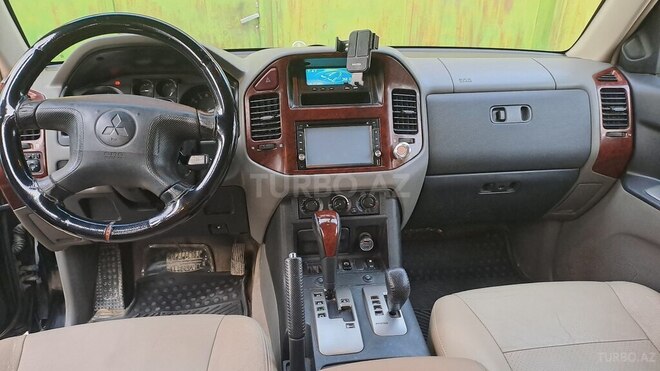 Mitsubishi Pajero 2005, 319,000 km - 3.0 l - Sumqayıt