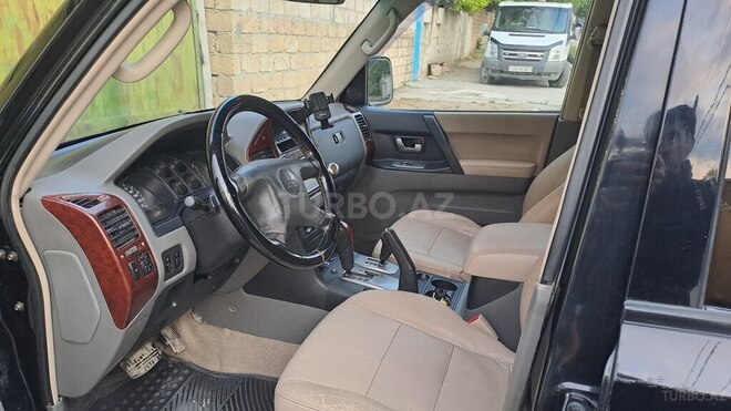 Mitsubishi Pajero 2005, 319,000 km - 3.0 l - Sumqayıt