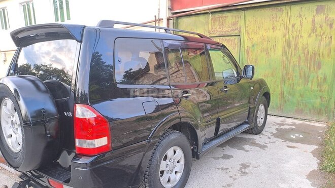 Mitsubishi Pajero 2005, 319,000 km - 3.0 l - Sumqayıt