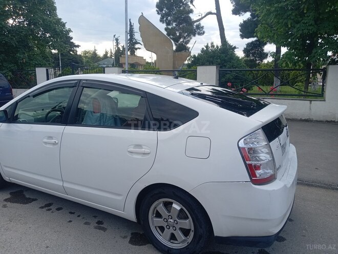 Toyota Prius 2008, 299,000 km - 1.5 l - Quba