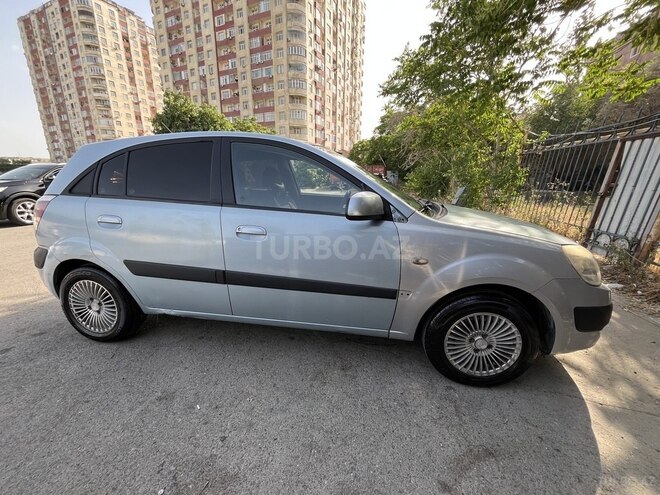 Kia Rio 2006, 330,000 km - 1.5 l - Bakı