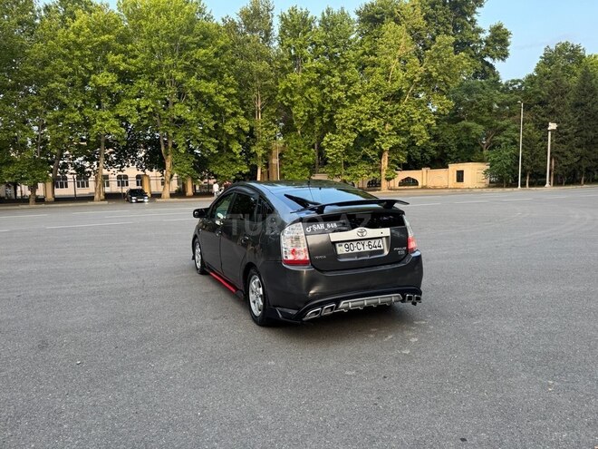 Toyota Prius 2007, 360,000 km - 1.5 l - Yevlax
