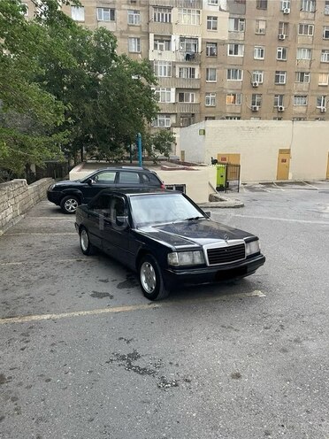 Mercedes 190 1991, 320,943 km - 1.8 л - Bakı