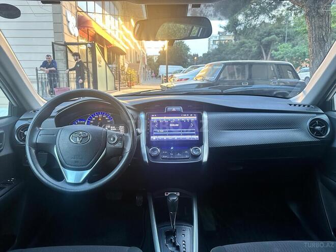 Toyota Corolla Fielder 2019, 95,200 km - 1.5 л - Bakı