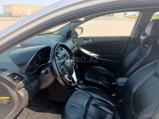 Hyundai Accent 2012, 300,000 km - 1.6 l - Bakı
