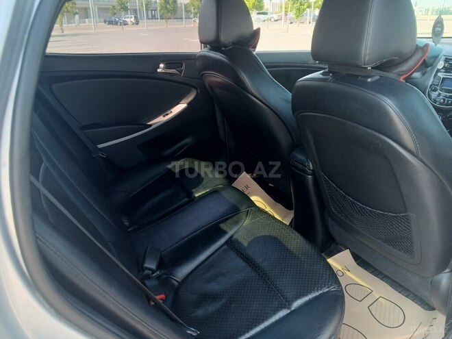 Hyundai Accent 2012, 300,000 km - 1.6 l - Bakı