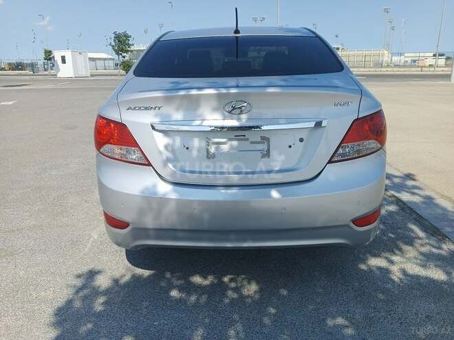 Hyundai Accent 2012, 300,000 km - 1.6 l - Bakı