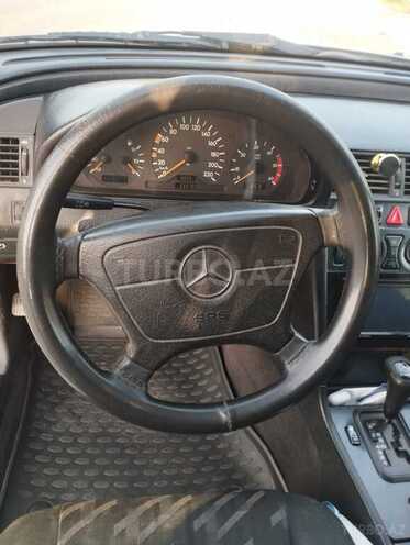 Mercedes C 220 d 1998, 315,000 km - 2.2 л - Bakı