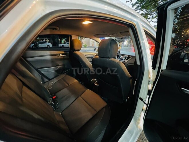 Hyundai Accent 2019, 235,000 km - 1.6 l - Bakı