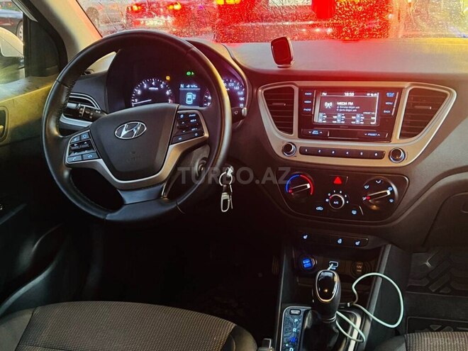 Hyundai Accent 2019, 235,000 km - 1.6 l - Bakı