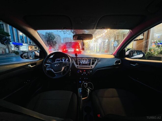 Hyundai Accent 2019, 235,000 km - 1.6 l - Bakı