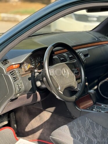 Mercedes E 240 1998, 344,900 km - 2.4 l - Sumqayıt