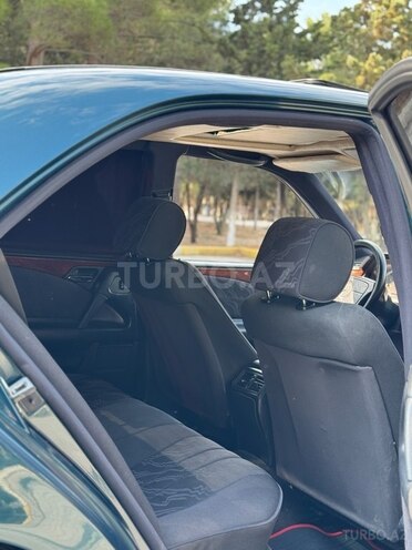 Mercedes E 240 1998, 344,900 km - 2.4 l - Sumqayıt