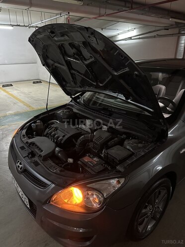 Hyundai i30 2010, 252,000 km - 1.4 l - Bakı