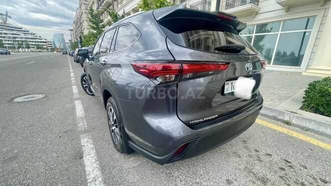 Toyota Highlander-6