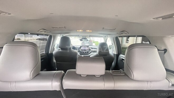 Toyota Highlander-8