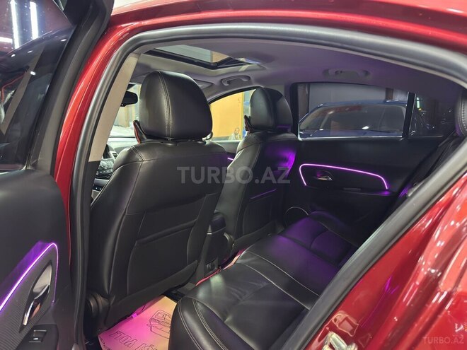 Chevrolet Cruze-18