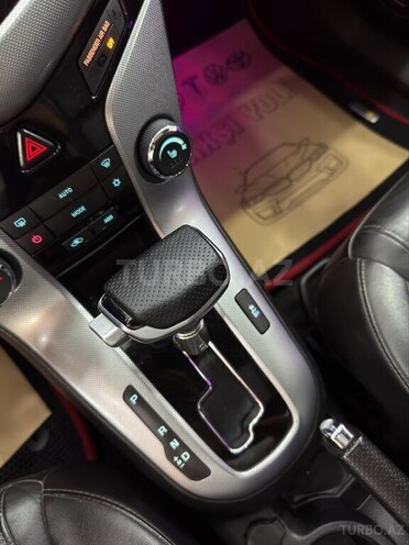 Chevrolet Cruze-19