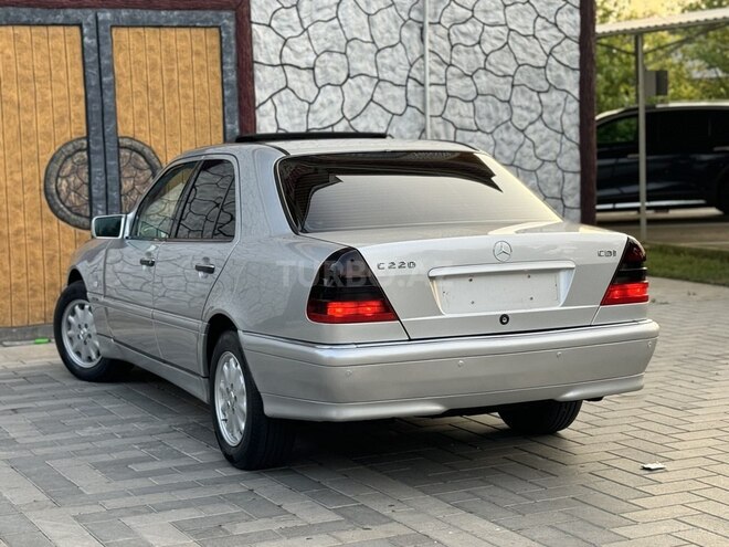 Mercedes C 220 d 1998, 313,000 km - 2.2 l - Saatlı