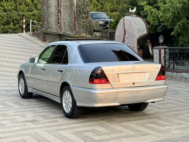 Mercedes C 220 d 1998, 313,000 km - 2.2 l - Saatlı