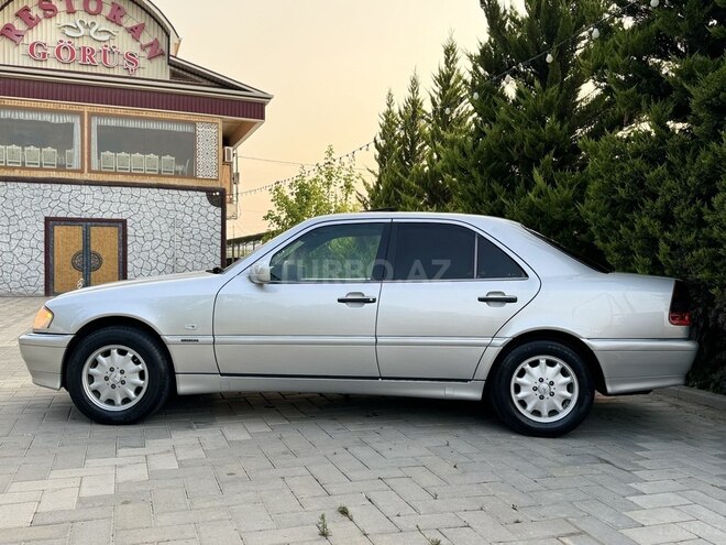 Mercedes C 220 d 1998, 313,000 km - 2.2 l - Saatlı