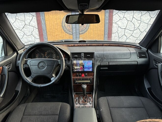 Mercedes C 220 d 1998, 313,000 km - 2.2 l - Saatlı