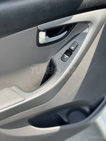 Hyundai Elantra 2014, 82,300 km - 1.8 л - Bakı