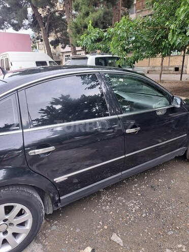 Volkswagen Passat 2002, 200,000 km - 1.8 l - Bakı