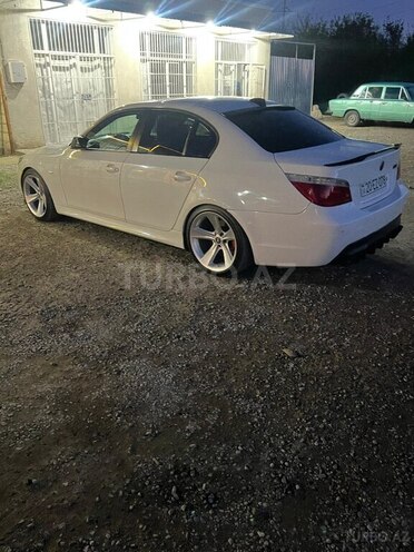BMW 528 2007, 286,000 km - 3.0 l - Gəncə