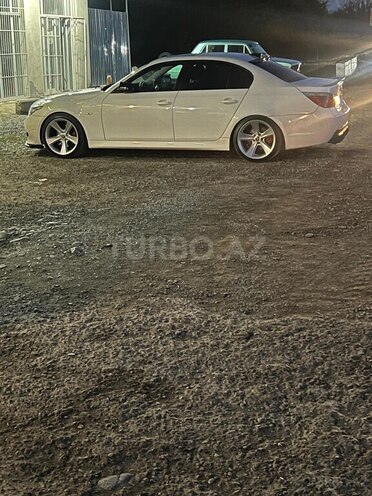BMW 528 2007, 286,000 km - 3.0 l - Gəncə