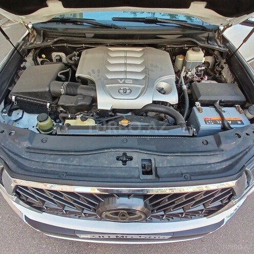 Toyota Land Cruiser 2009, 282,923 km - 5.7 л - Bakı