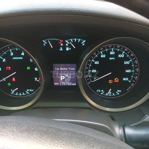 Toyota Land Cruiser 2009, 282,923 km - 5.7 л - Bakı