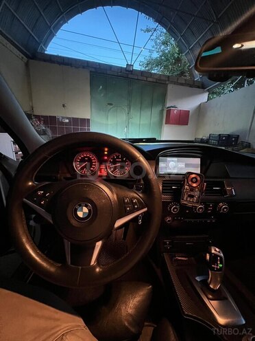 BMW 528 2007, 286,000 km - 3.0 l - Gəncə