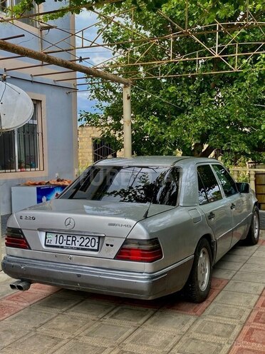 Mercedes E 200 1994, 222,000 km - 2.0 l - Sumqayıt