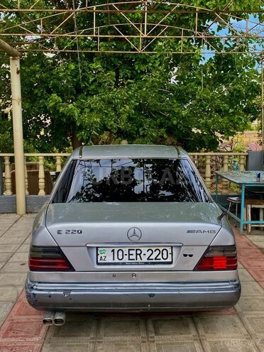 Mercedes E 200 1994, 222,000 km - 2.0 l - Sumqayıt