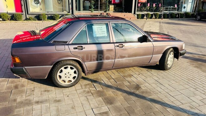 Mercedes 190 1993, 350,000 km - 2.0 l - Masallı