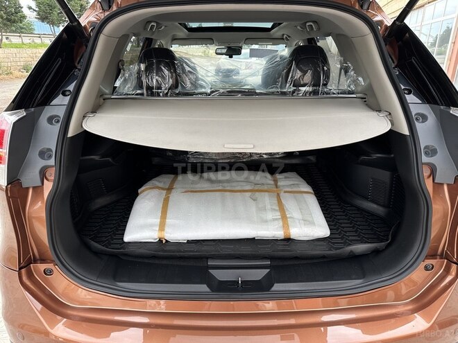 Nissan X-Trail 2014, 119,891 km - 2.5 л - Sumqayıt