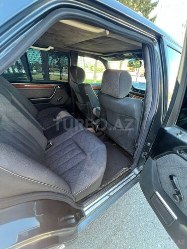 Mercedes E 220 1994, 448,600 km - 2.2 l - Bakı