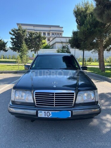 Mercedes E 220 1994, 448,600 km - 2.2 l - Bakı