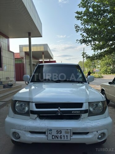 Mitsubishi Pajero io 2002, 150,000 km - 1.8 l - Tovuz