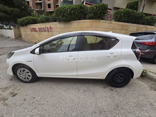 Toyota Aqua 2019, 106,000 km - 1.5 l - Bakı